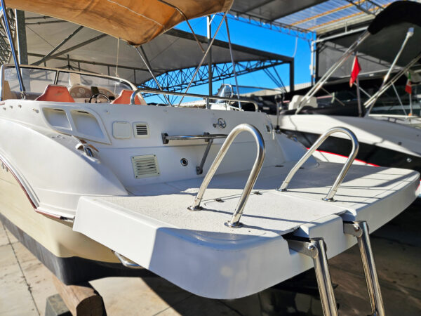 Quicksilver 650+MerCruiser MCM 4.3L MPI 220 CV - immagine 3