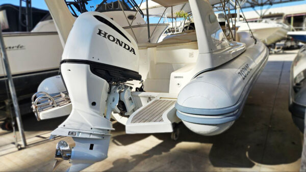 ZODIAC MEDLINE 3+ Honda 200cv - immagine 2