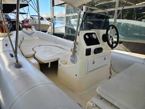 ZODIAC MEDLINE 5 MT+ MERCURY 40 CV - immagine 4