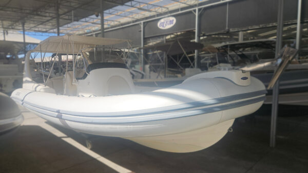 ZODIAC MEDLINE 3+ HONDA 225CV - immagine 6